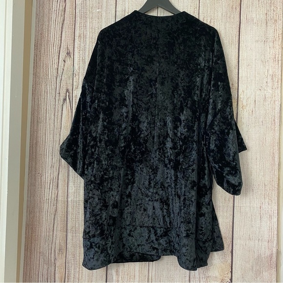 Free People Womens Black Velvet Robe size Small - Picture 11 of 12